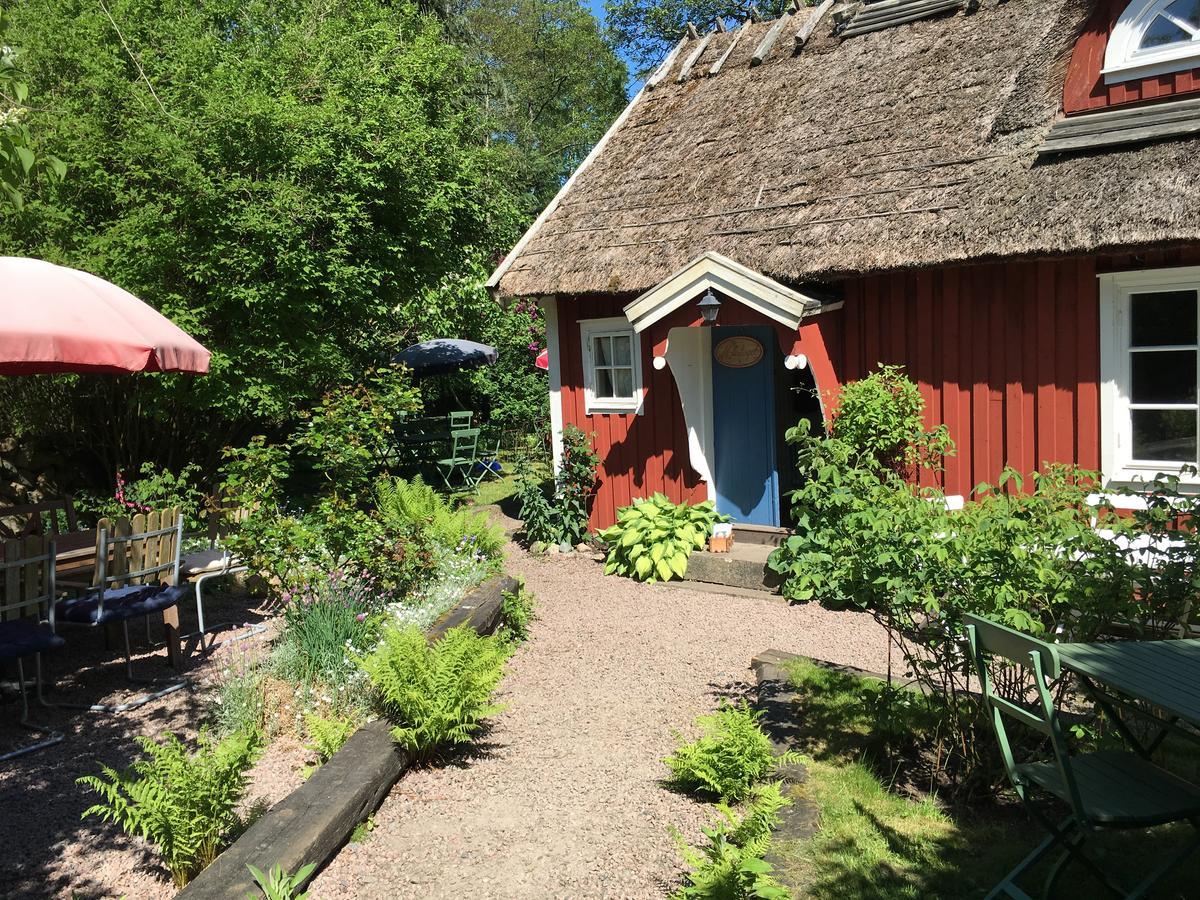 Gasthaus Malistorpets Rosor Bed & Kitchen Varberg Exterior foto