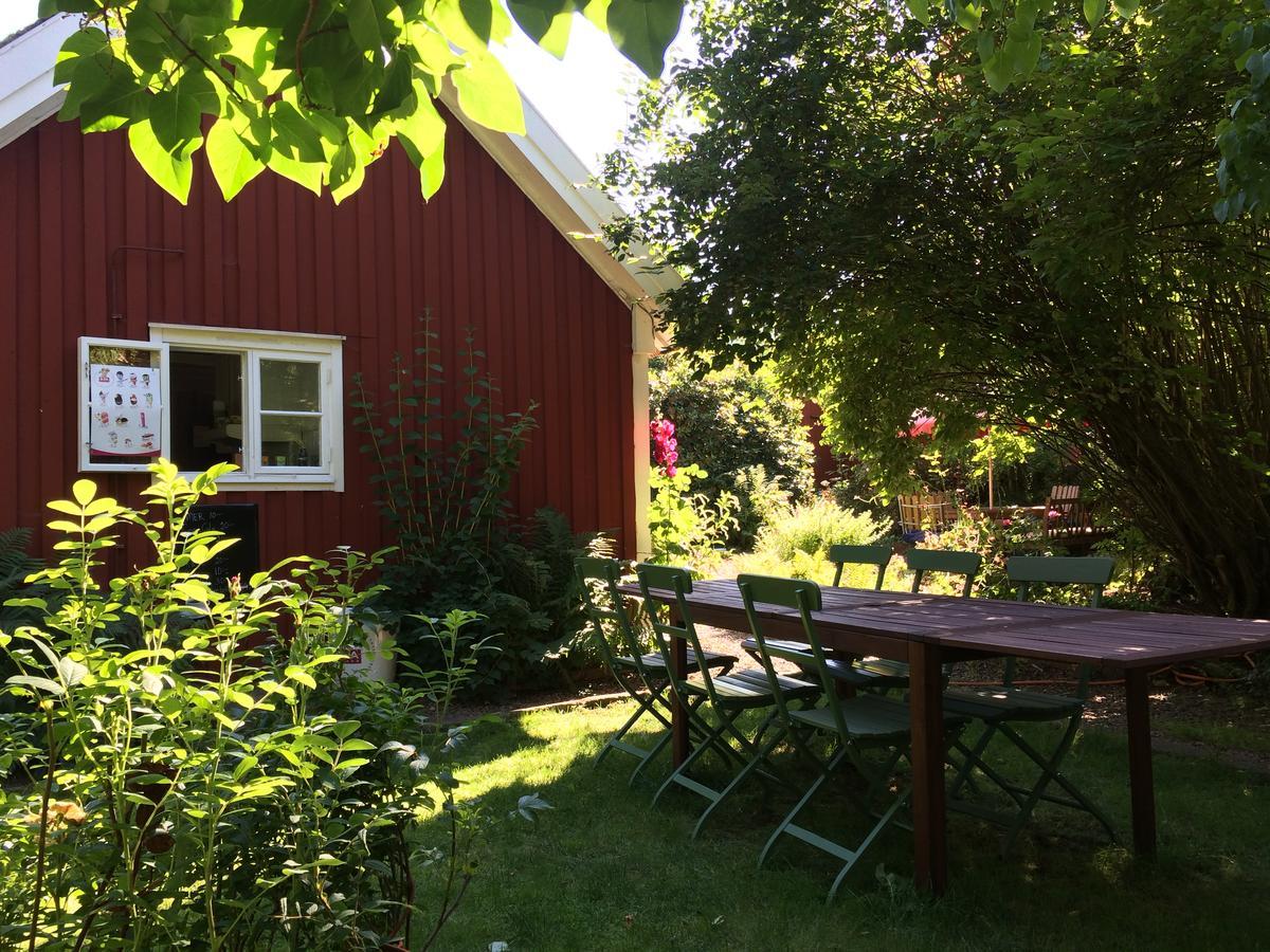 Gasthaus Malistorpets Rosor Bed & Kitchen Varberg Exterior foto