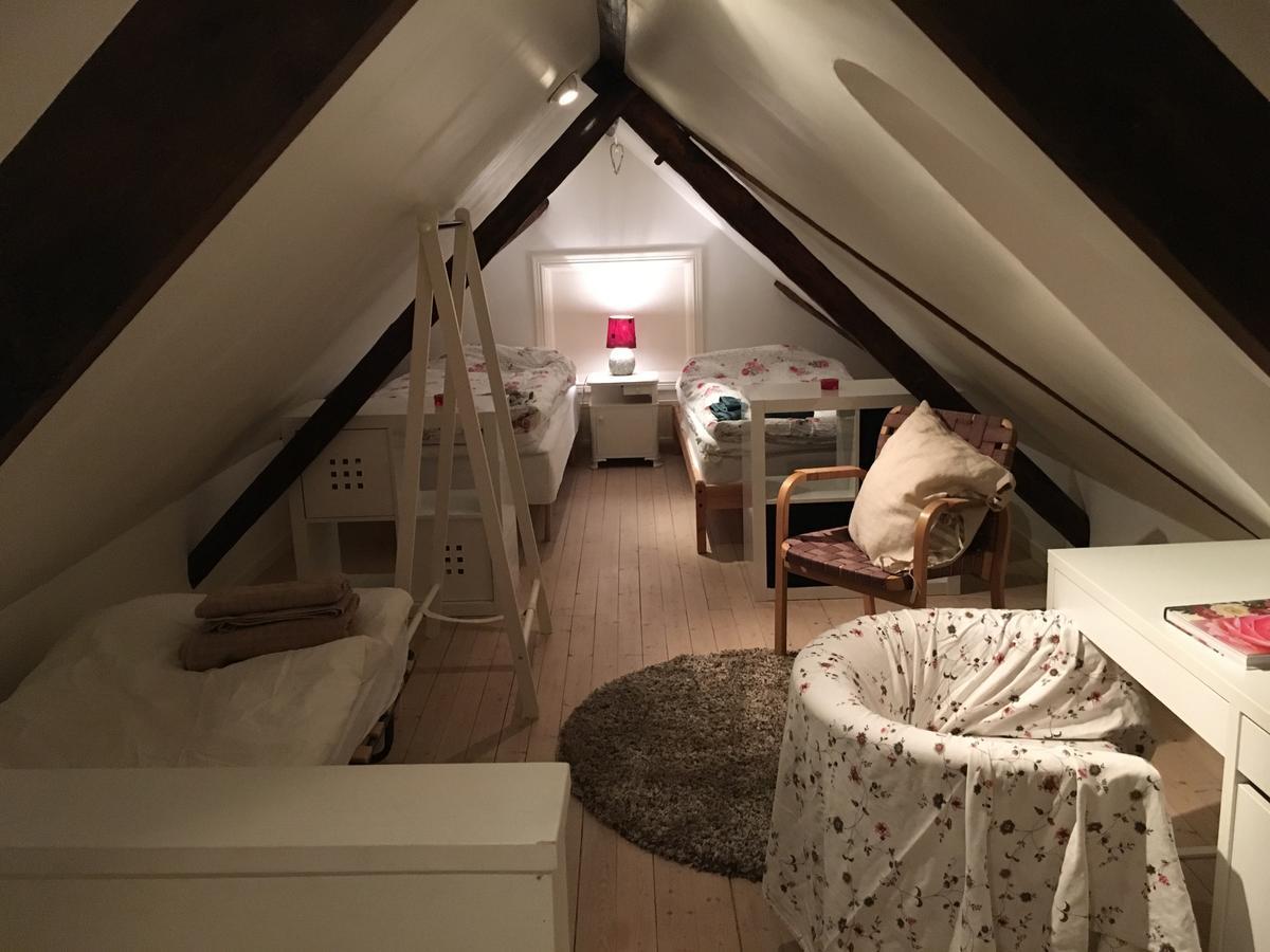 Gasthaus Malistorpets Rosor Bed & Kitchen Varberg Exterior foto